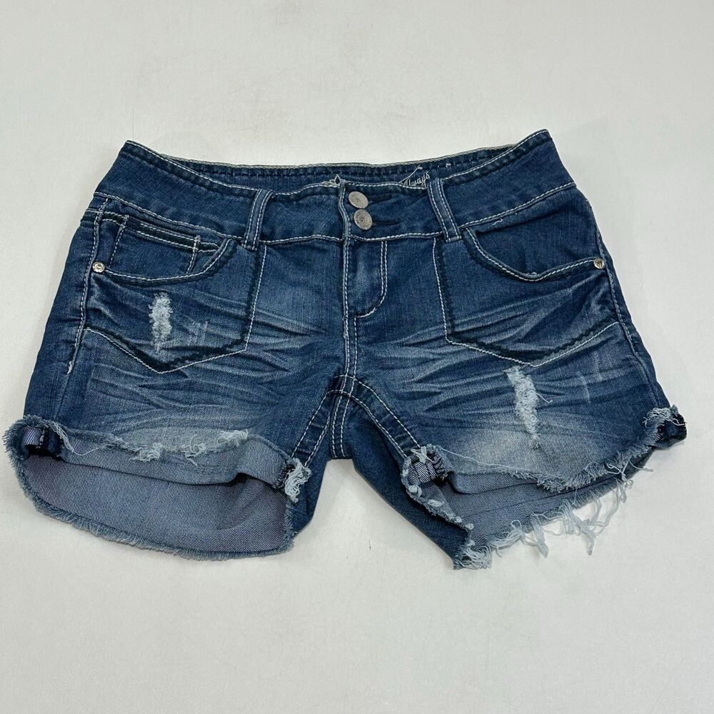 Almost Famous Always Fabulous Women's Cutoff Jean Shorts, Size 7‎